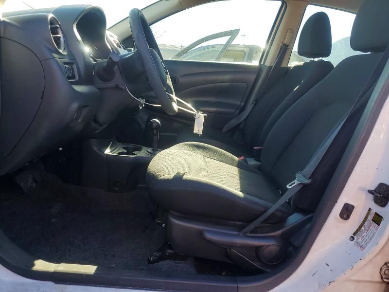 2012 Nissan Versa s