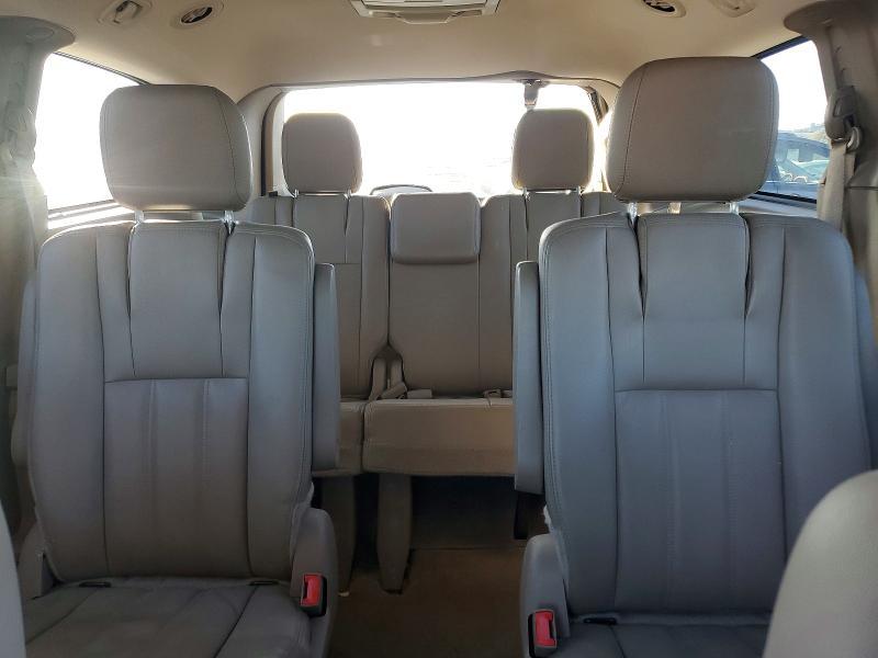 2016 Chrysler Town & Country Touring