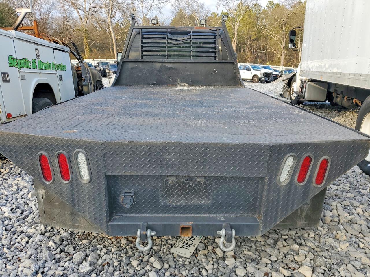 2015 Ford F450 Super Duty Flatbed Truck