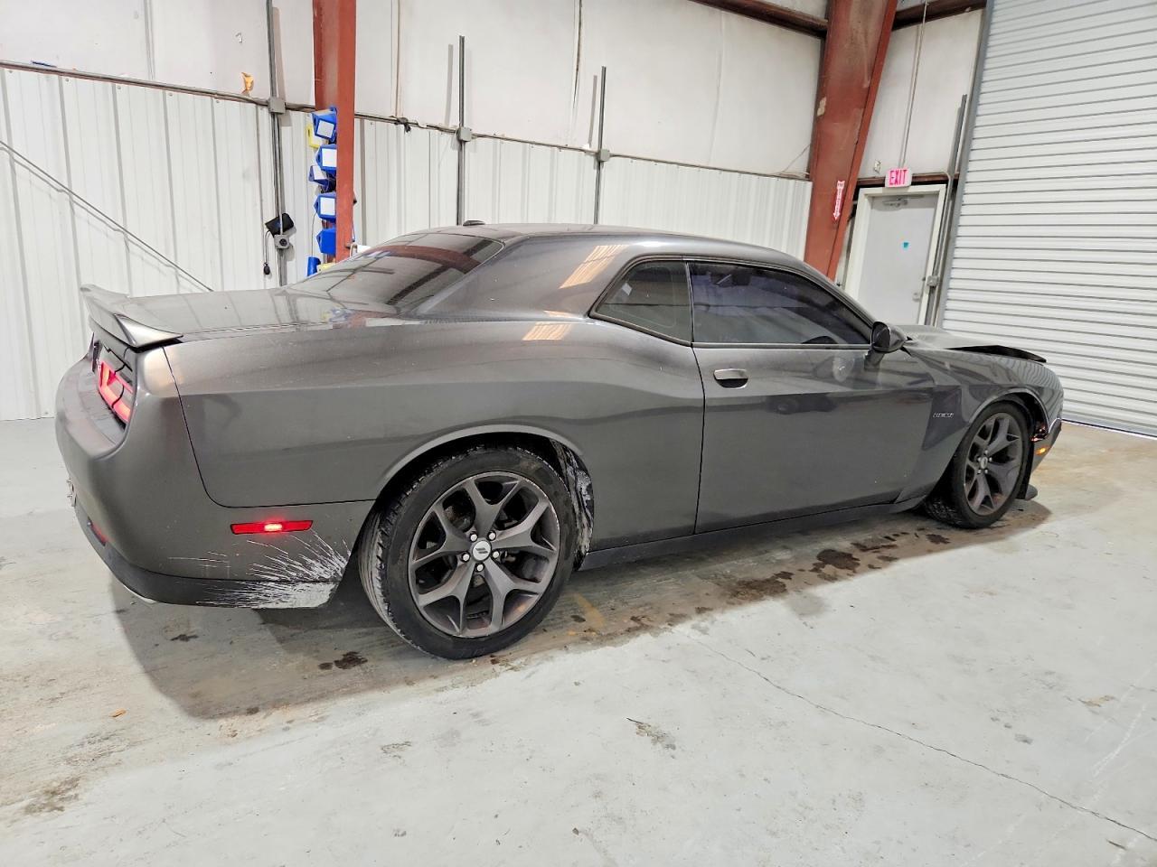 2019 Dodge Challenger r