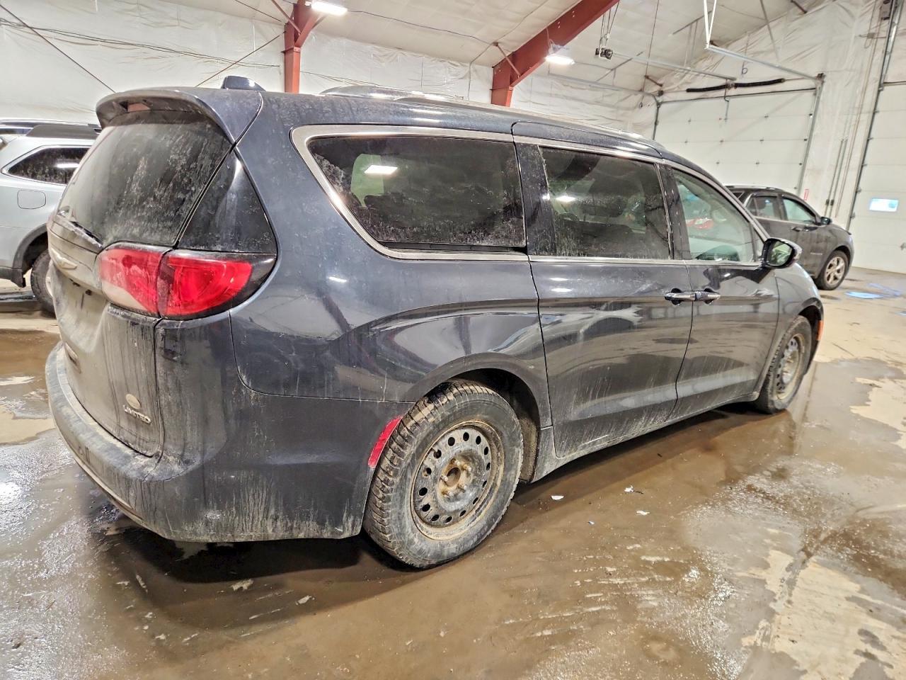 2020 Chrysler Pacifica Limited