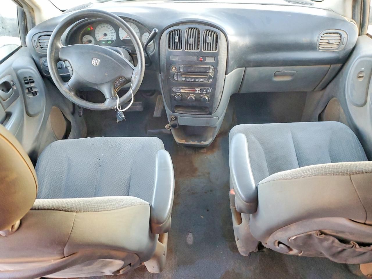 2005 Dodge Grand Caravan se