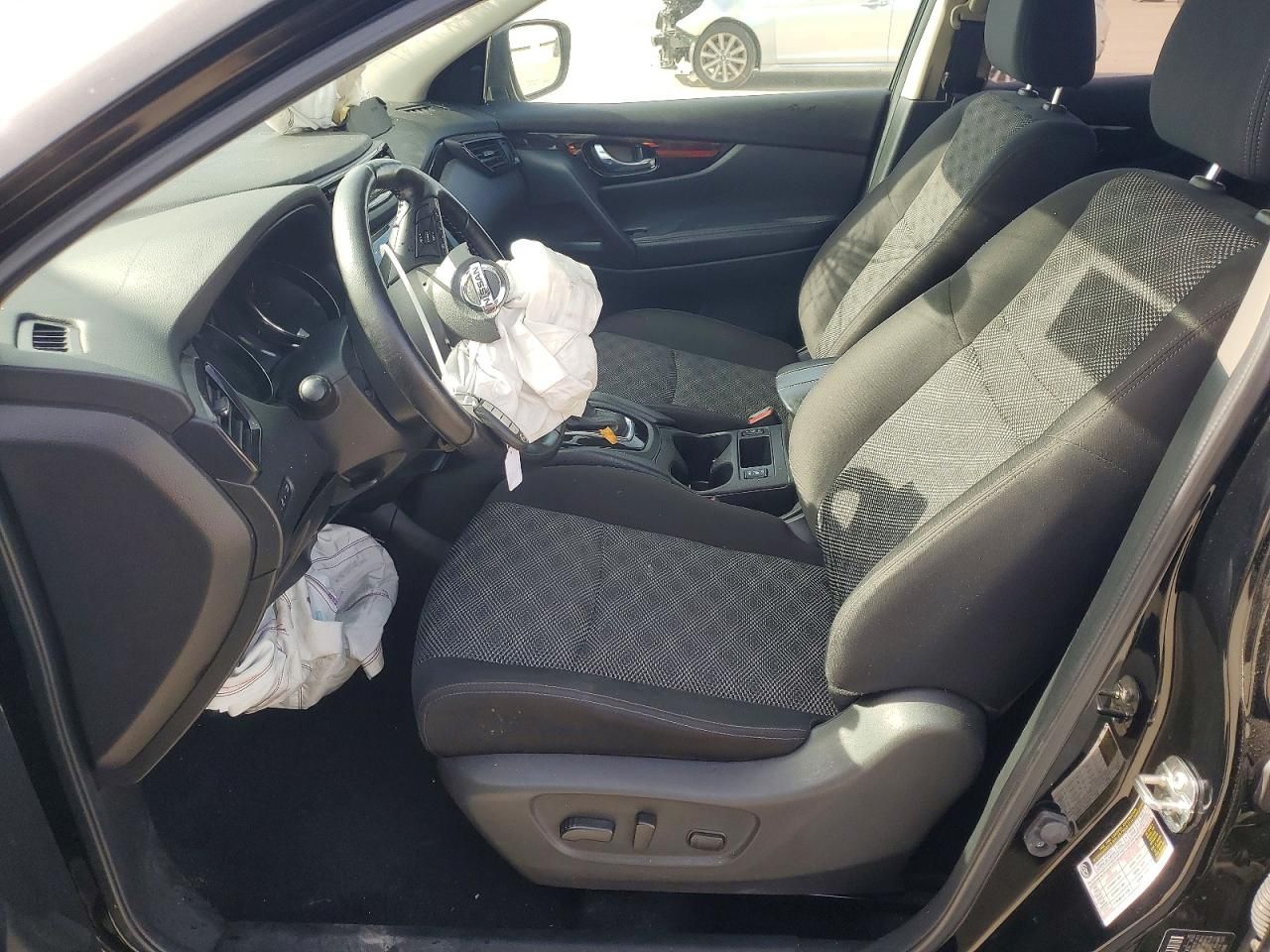 2021 Nissan Rogue Sport sv