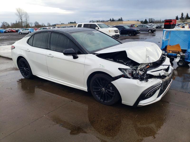 2021 Toyota Camry xse
