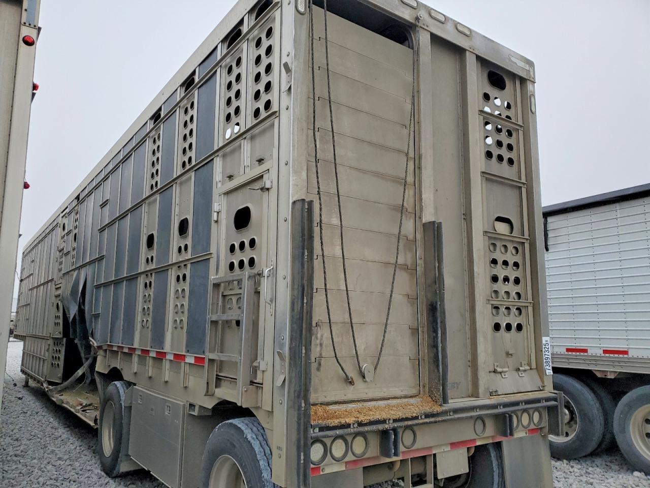 2025 EBY Ltrailer-Livestock Trailer