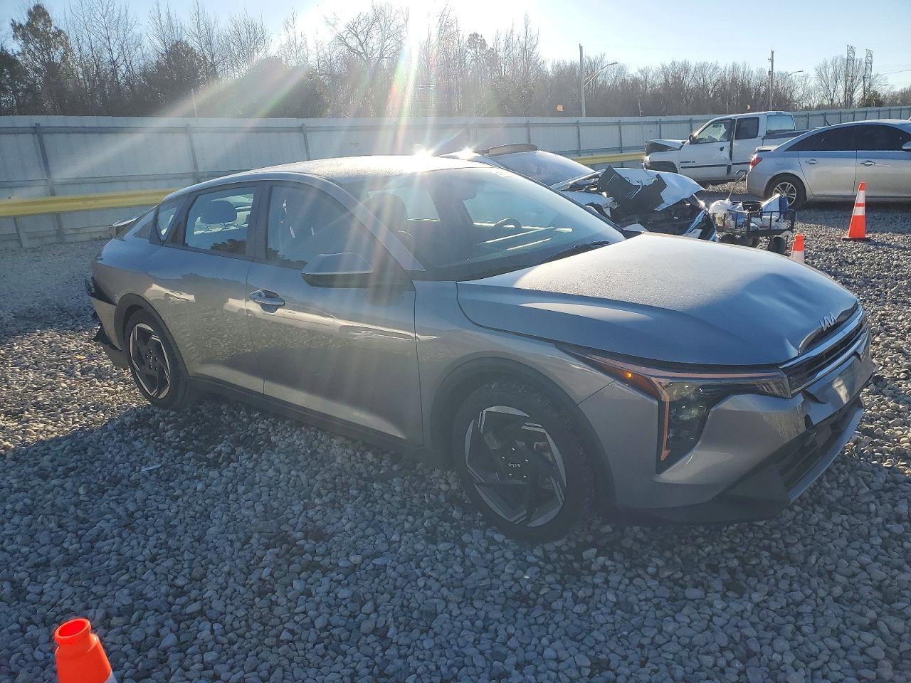 2025 KIA K4 ex