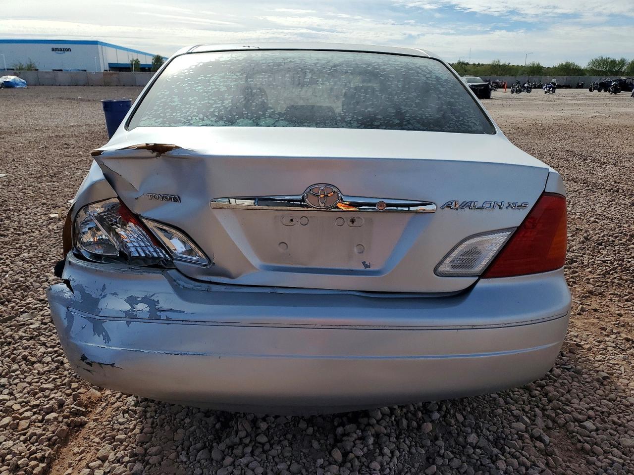 2000 Toyota Avalon xl
