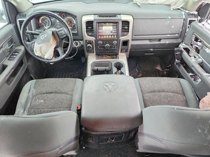 2016 Dodge Ram 1500 slt