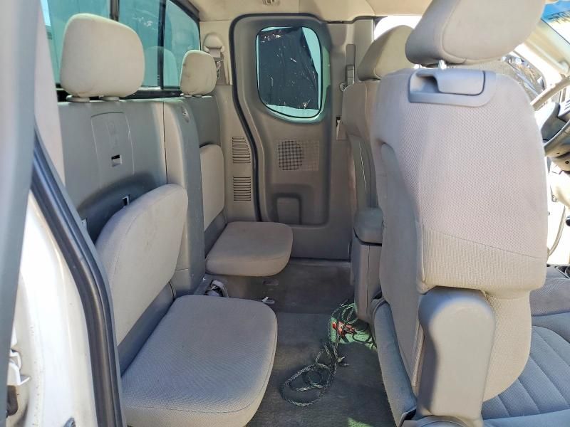 2006 Nissan Frontier King cab xe