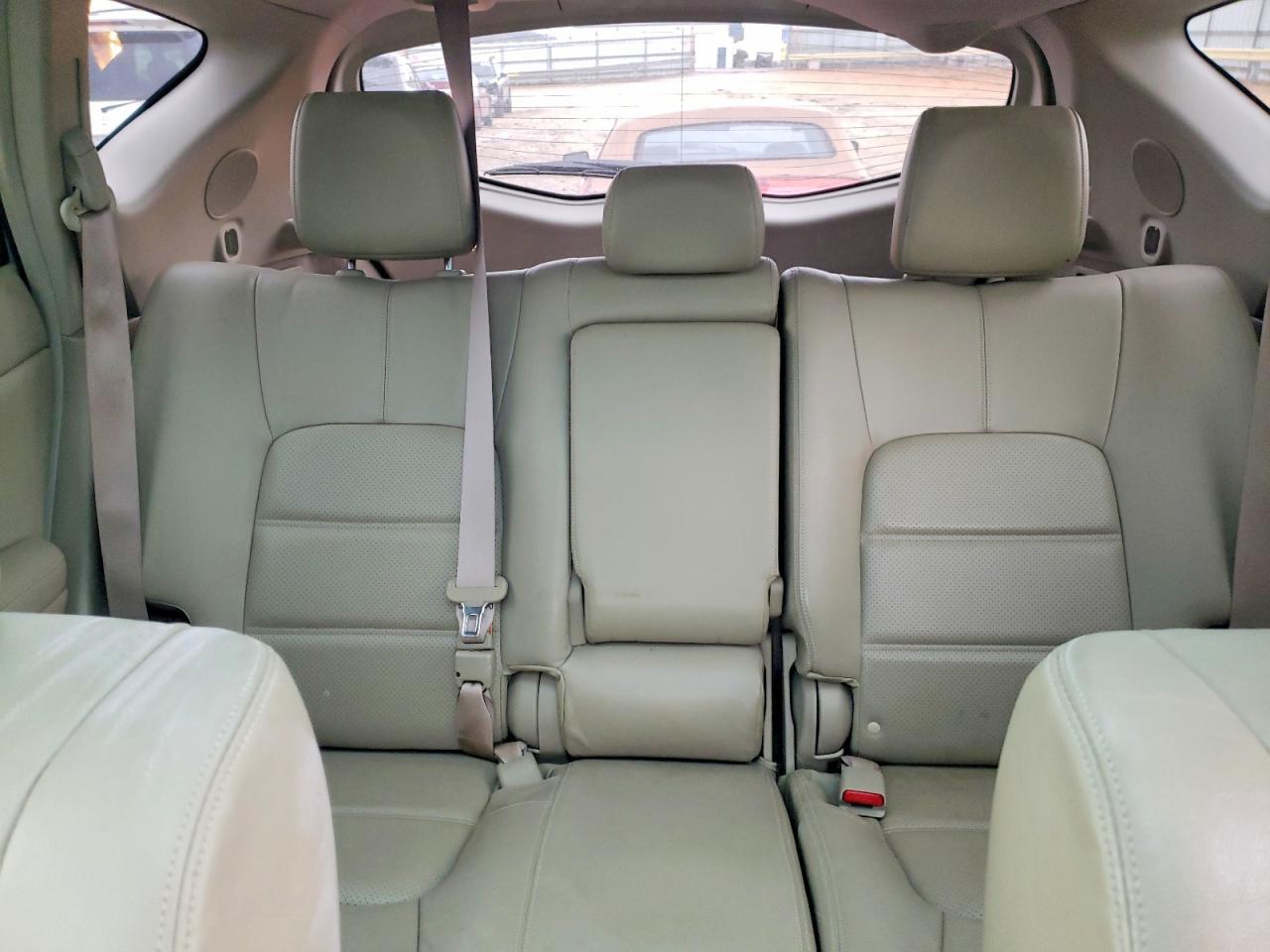 2011 Nissan Murano s
