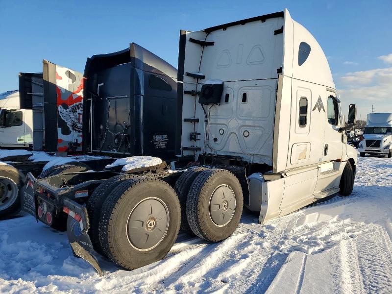 2023 Freightliner Cascadia 126 Semi Truck
