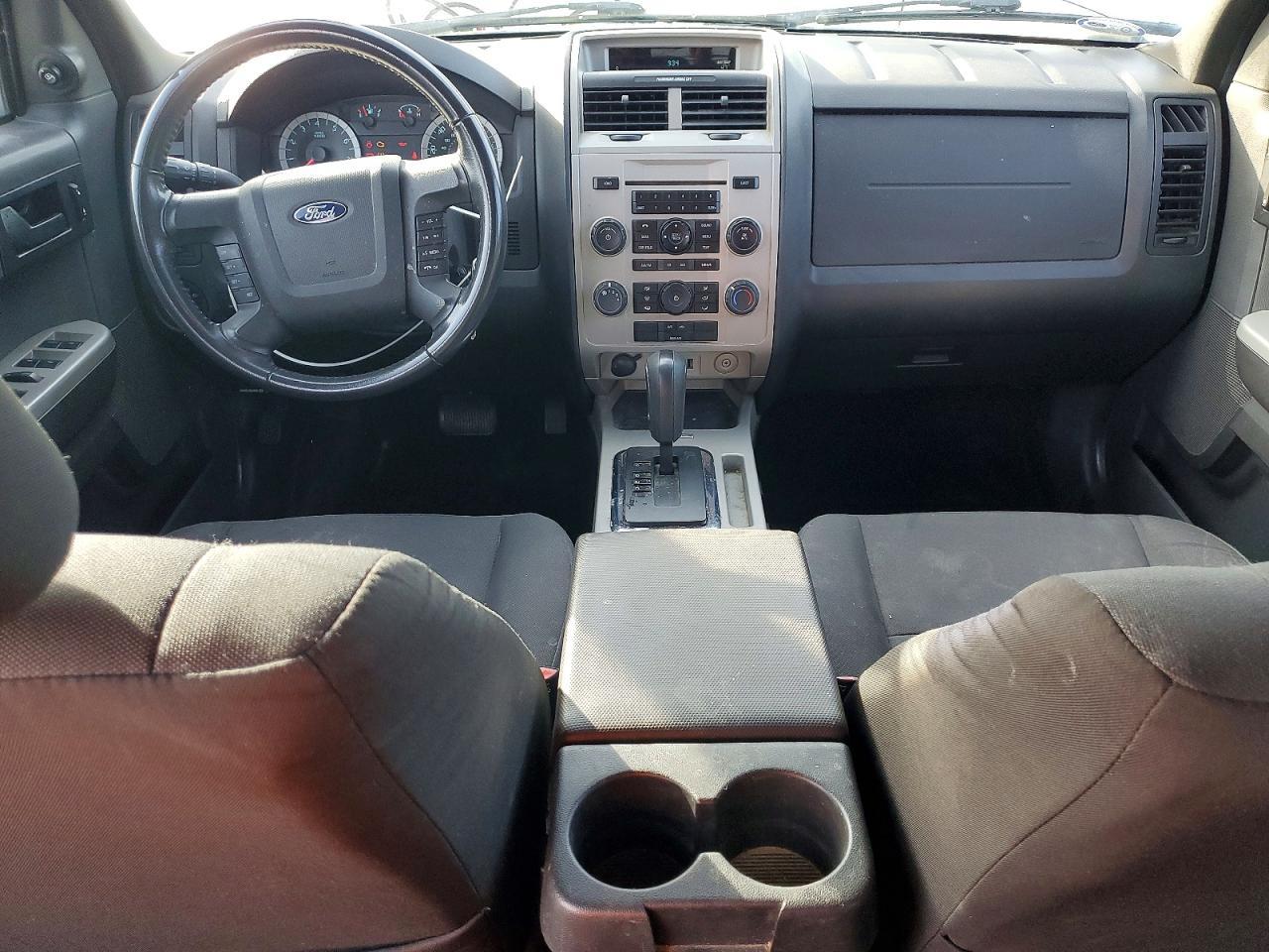 2010 Ford Escape xlt