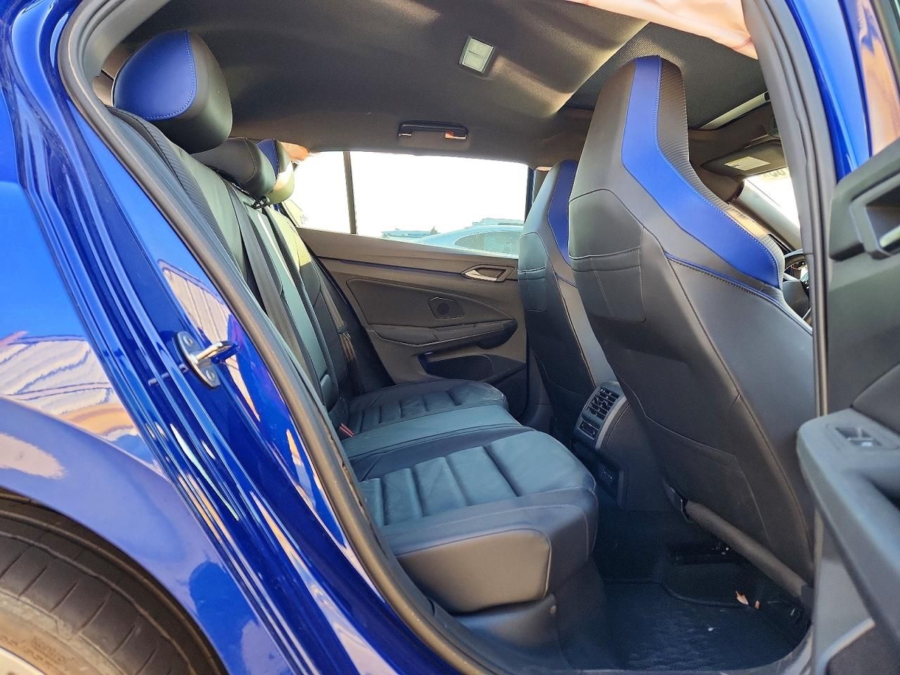 2024 Volkswagen Golf r