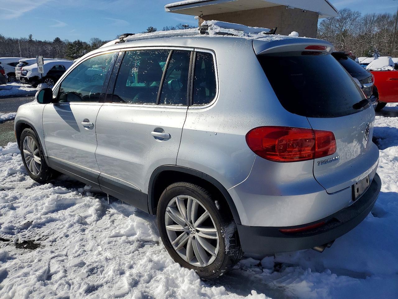 2012 Volkswagen Tiguan s