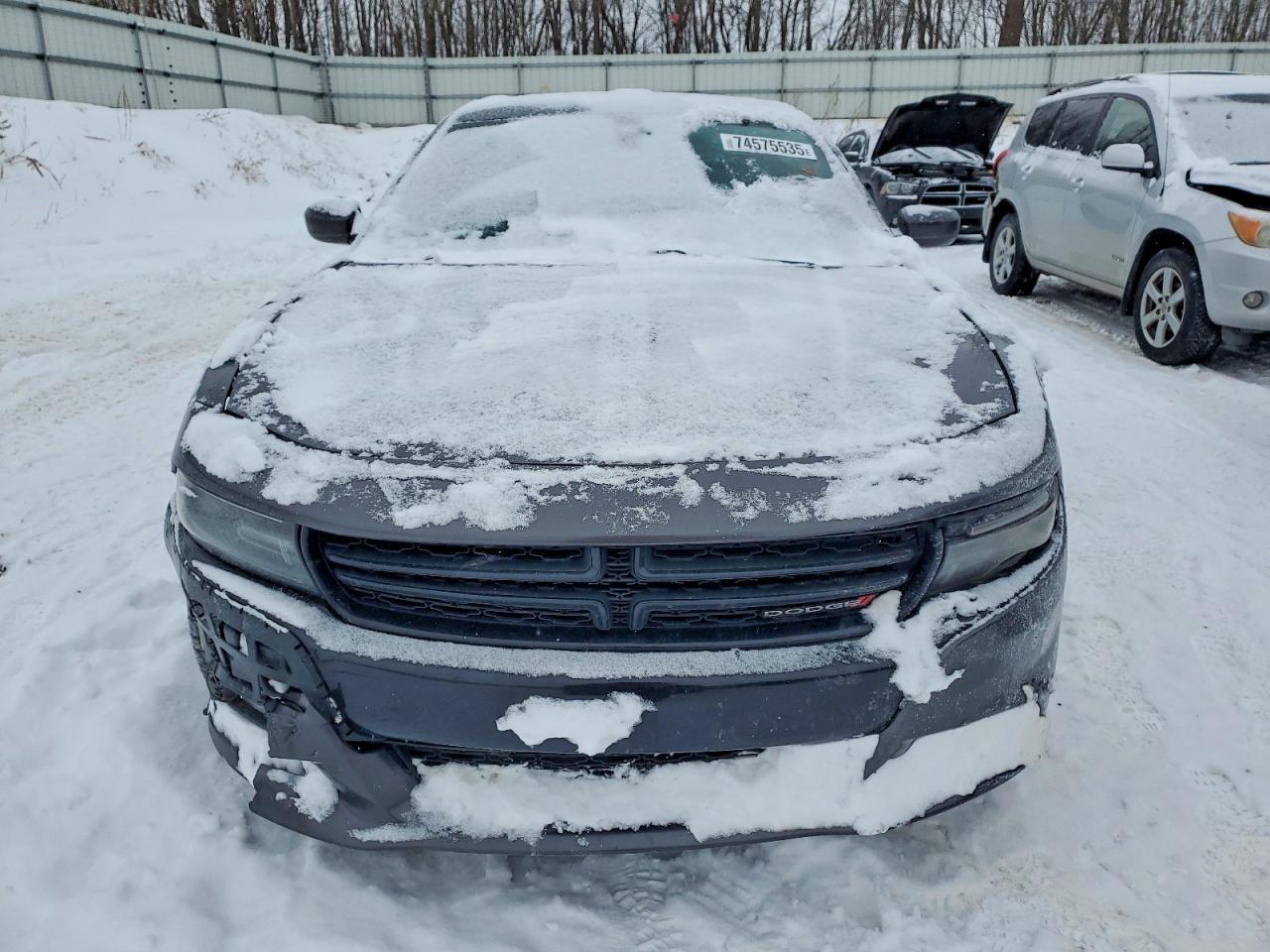 2016 Dodge Charger sxt
