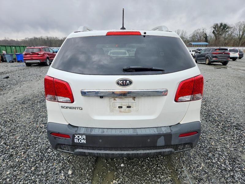 2013 KIA Sorento lx