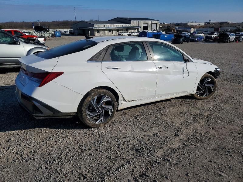 2024 Hyundai Elantra Limited