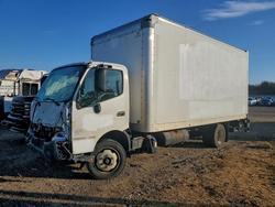 Hino Vehiculos salvage en venta: 2020 Hino Xjc720 box Truck