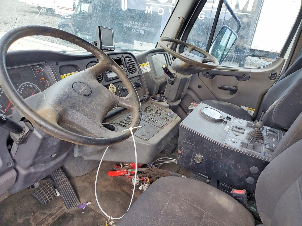 2021 Freightliner M2 106 Medium Duty