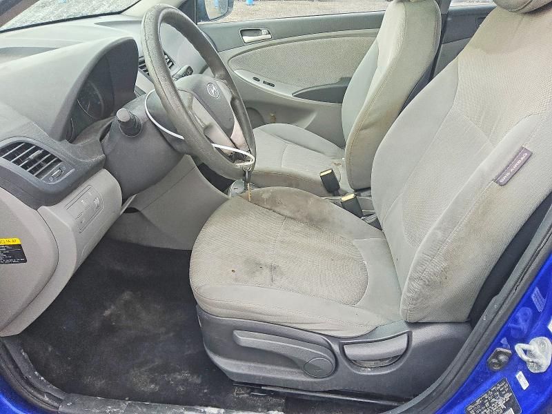 2013 Hyundai Accent gls