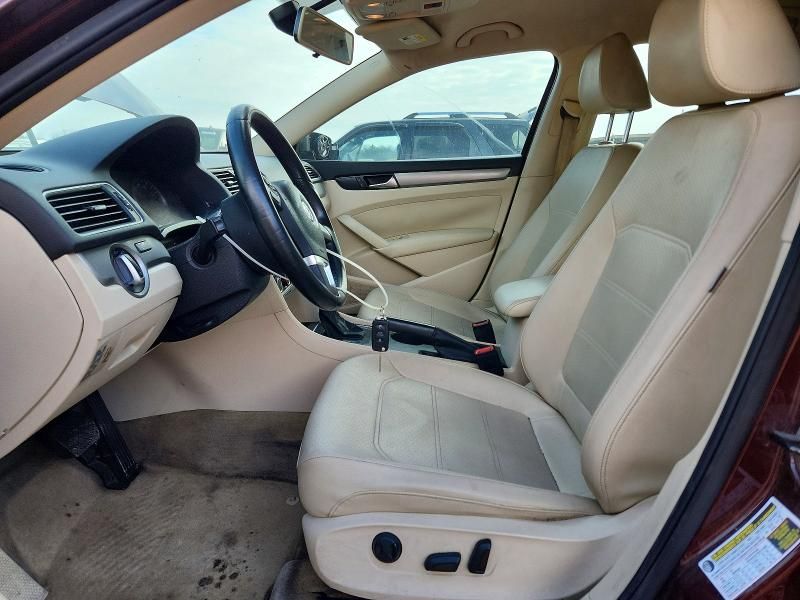 2014 Volkswagen Passat s