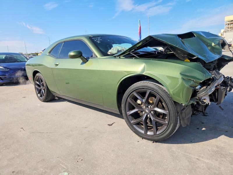 2022 Dodge Challenger sxt