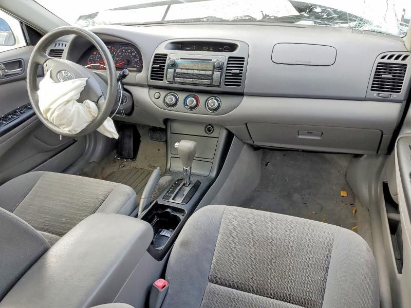 2006 Toyota Camry le