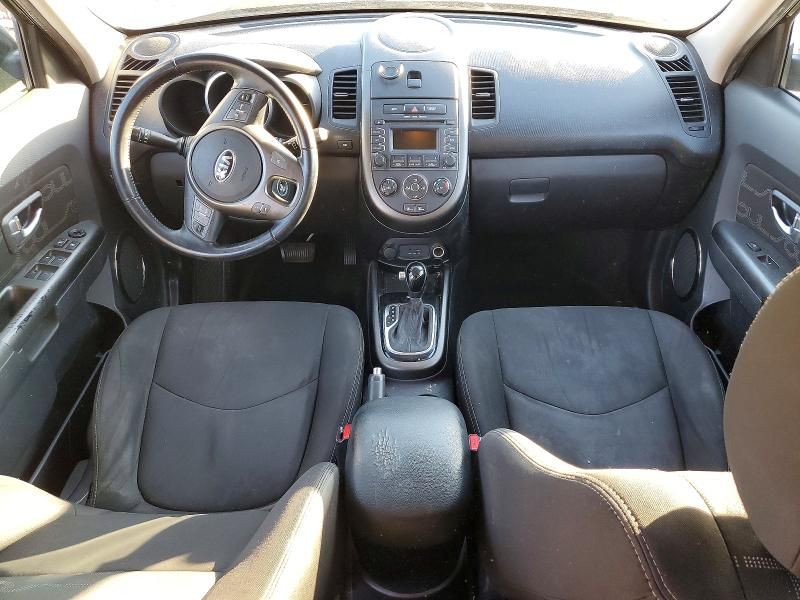 2013 KIA Soul +