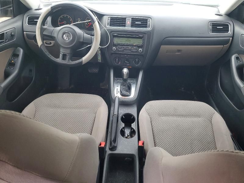 2011 Volkswagen Jetta Base