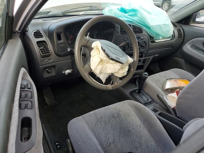 2001 Mitsubishi Mirage es