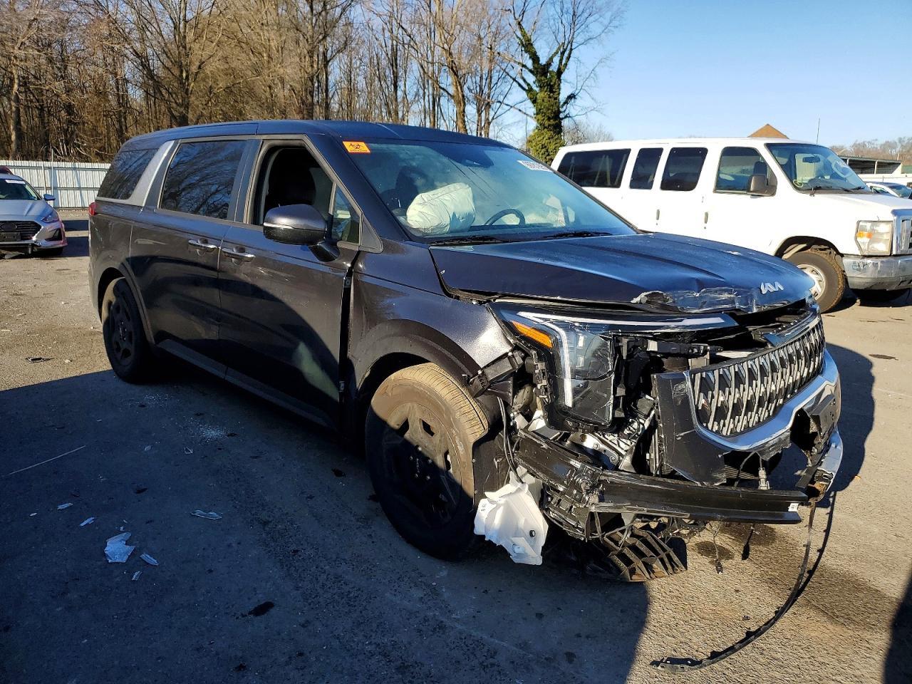 2026 KIA Carnival lx