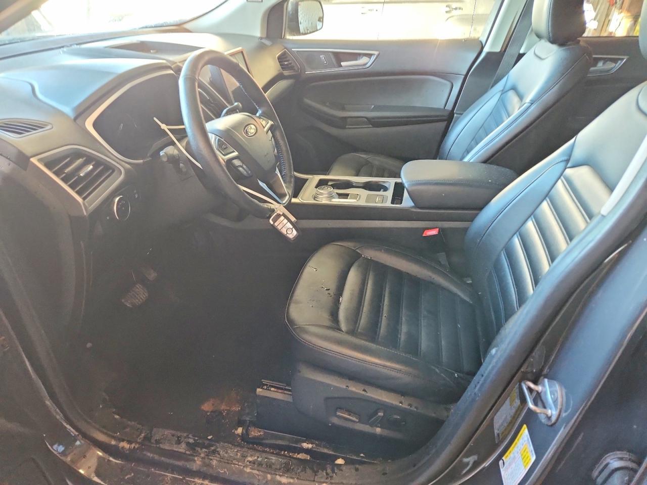 2021 Ford Edge sel