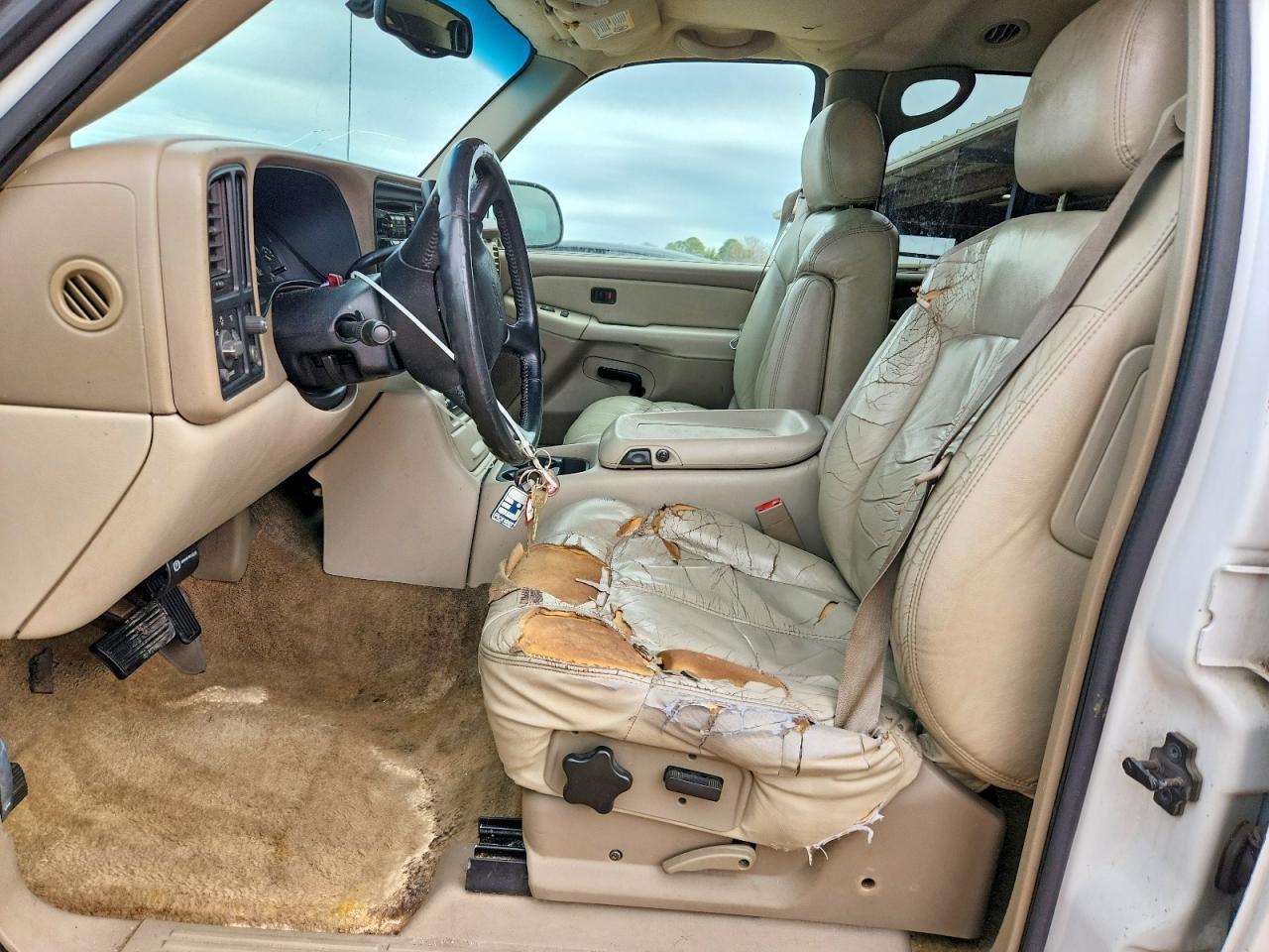 2002 Chevrolet Tahoe C1500