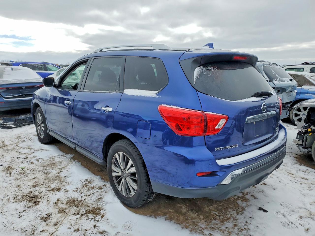 2019 Nissan Pathfinder s