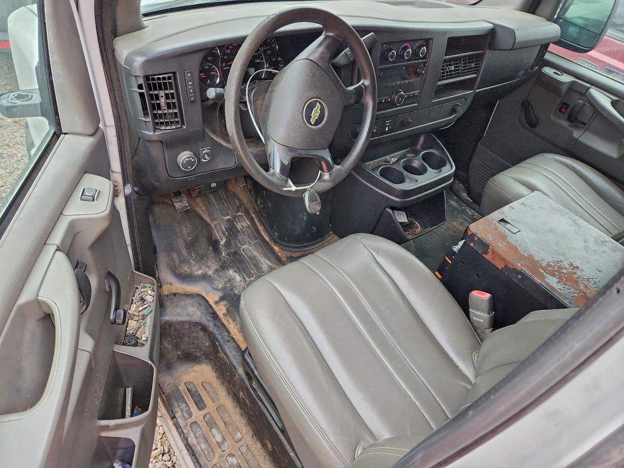 2013 Chevrolet Express G2500