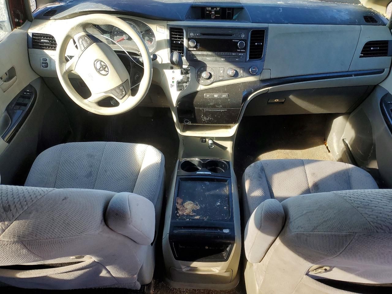 2011 Toyota Sienna le