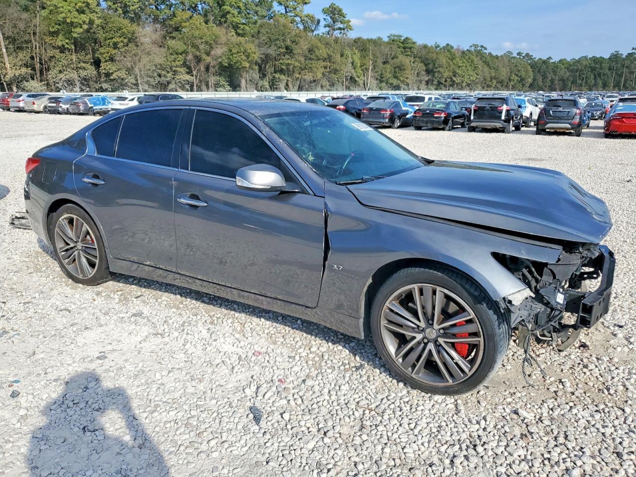 2014 Infinity Q50