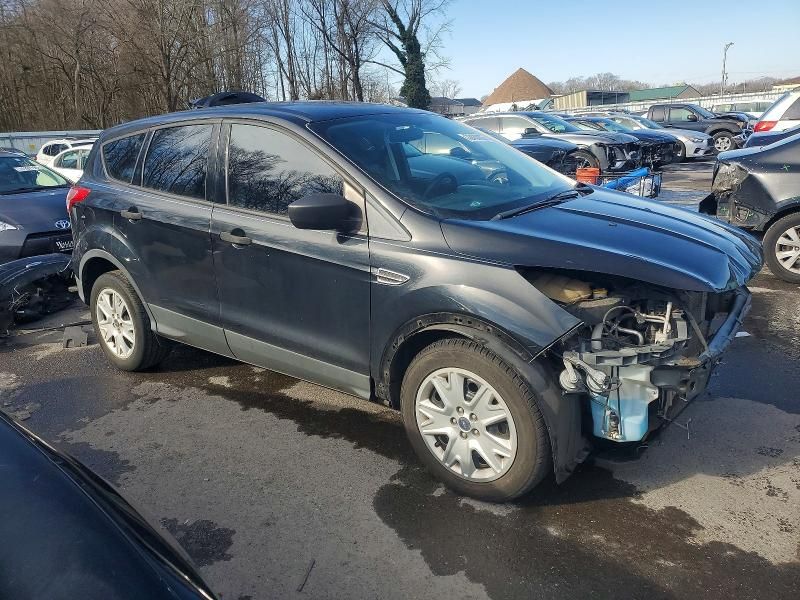 2013 Ford Escape s