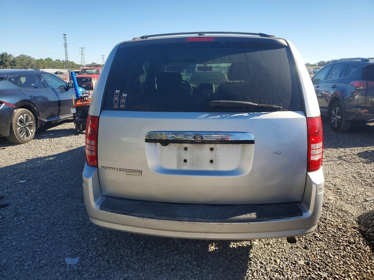 2008 Chrysler Town & Country Touring