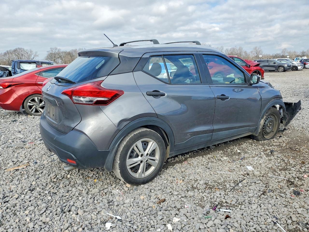 2018 Nissan Kicks s