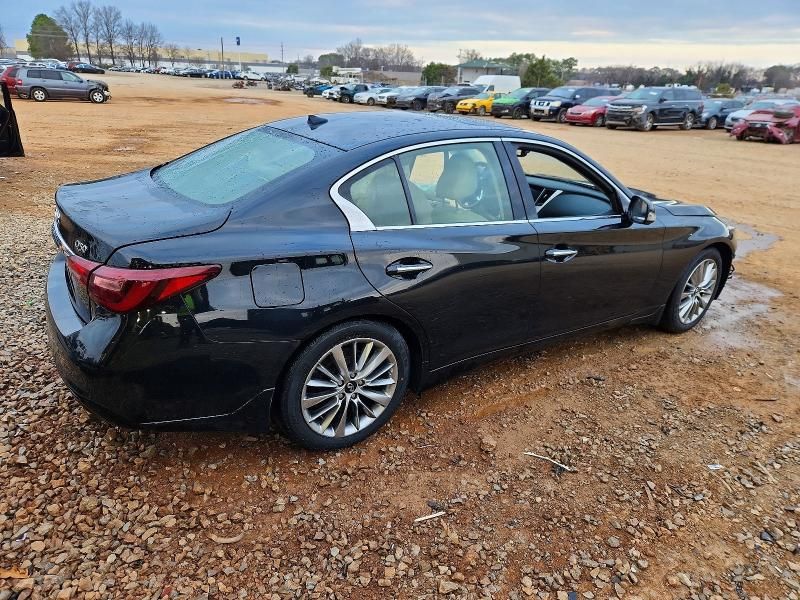 2022 Infiniti Q50 Luxe