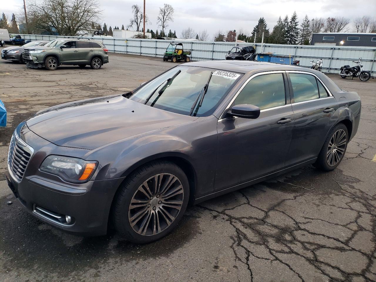 2014 Chrysler 300 s