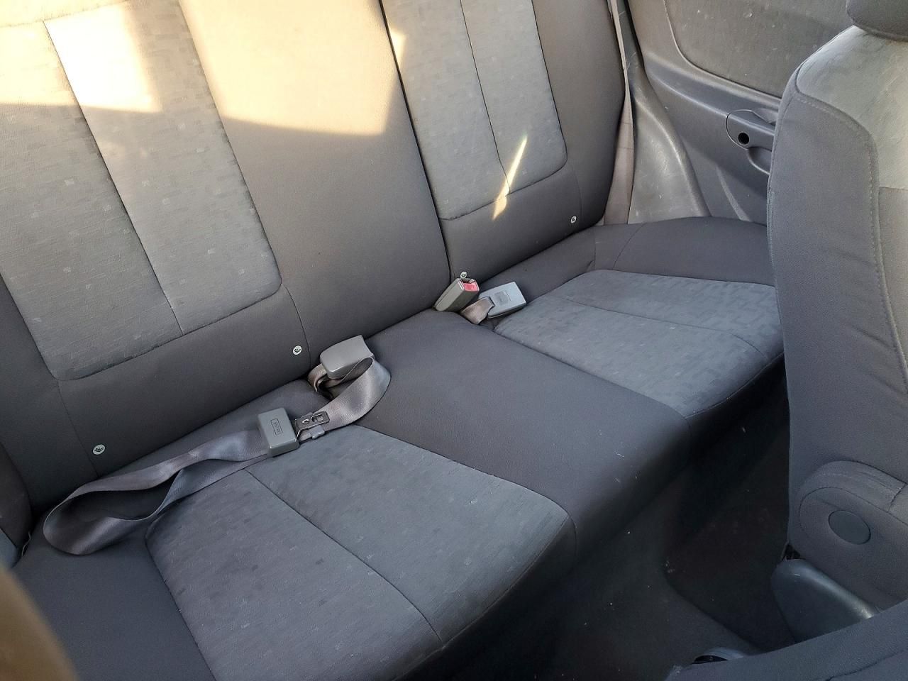 2004 Hyundai Accent gl