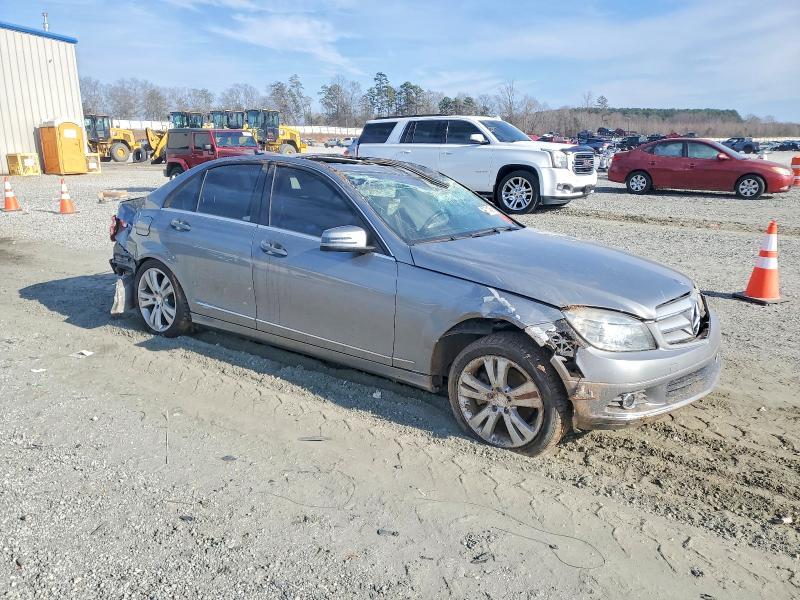 2011 Mercedes-Benz C300