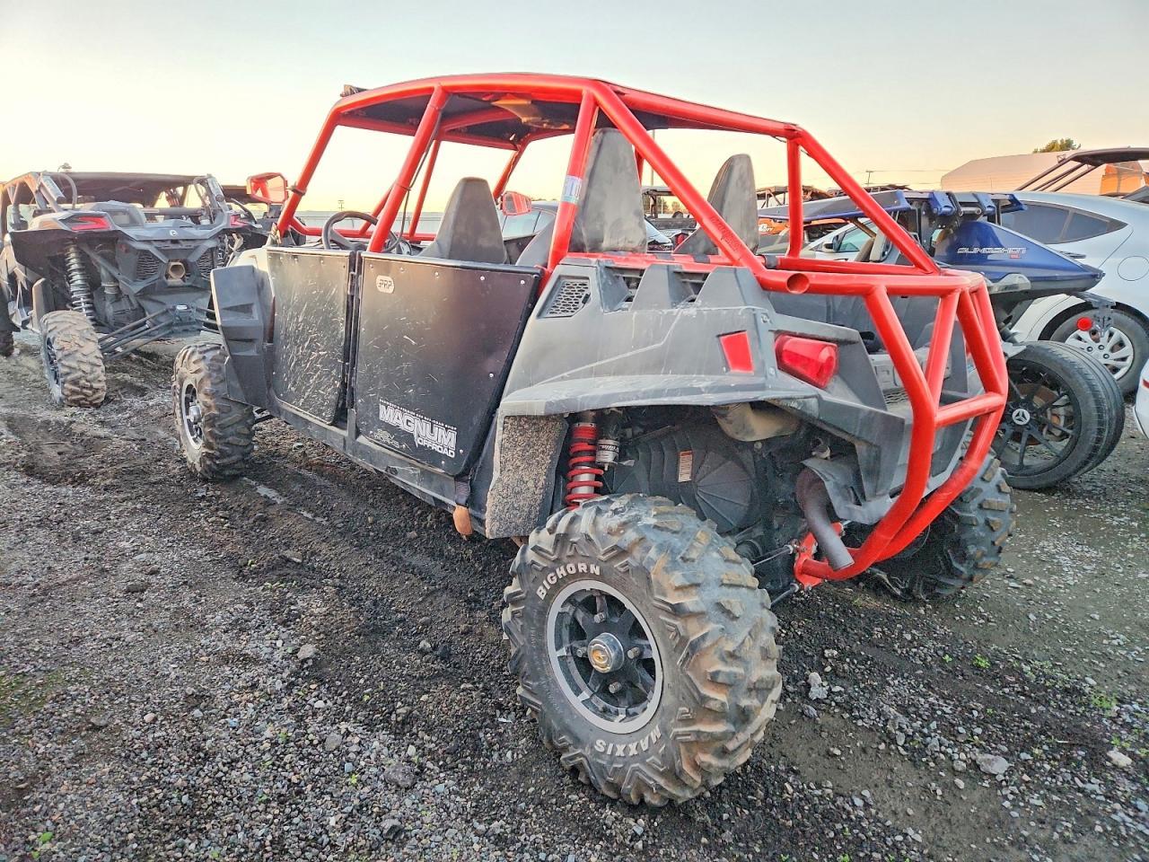 2013 Polaris RZR 4 900 Utility Vehicle
