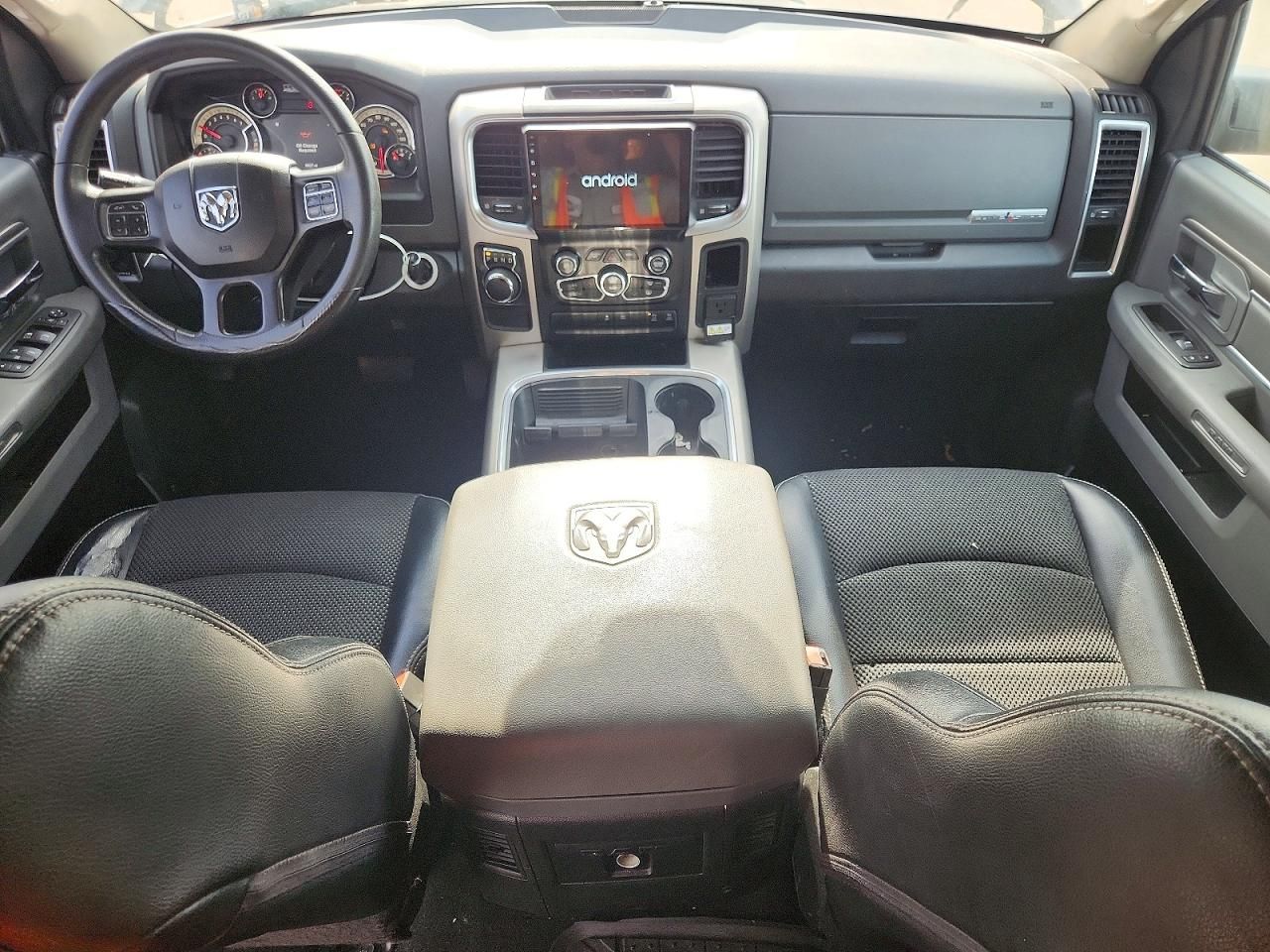 2018 Dodge Ram 1500 slt