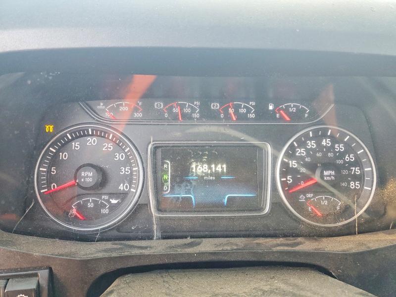 2019 International MV607 BOX Truck