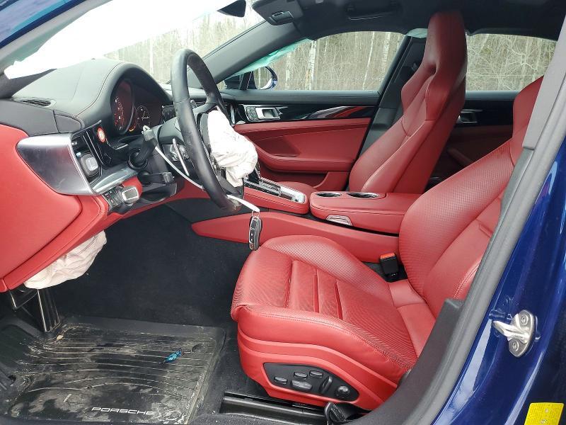 2023 Porsche Panamera 4 Platinum