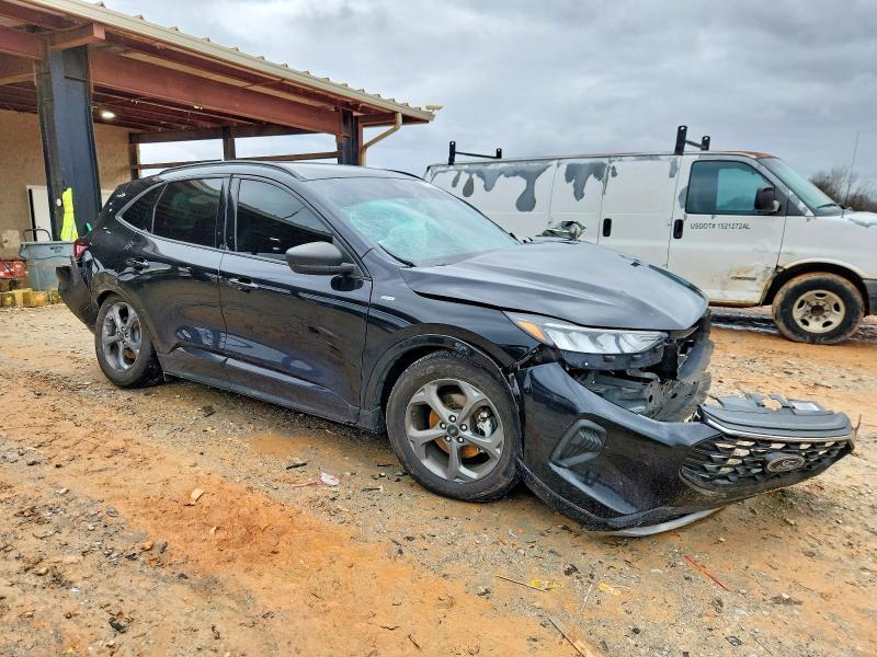 2023 Ford Escape st Line