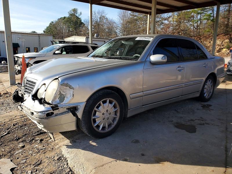 2001 Mercedes-Benz E 320